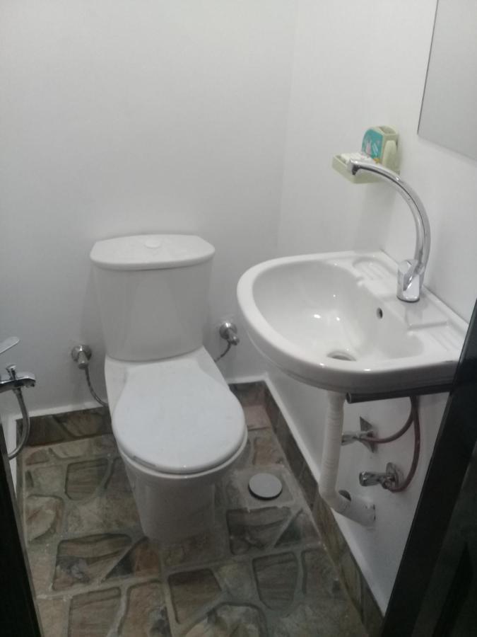 Kafret el-Gabal Toman Pyramids Hotel מראה חיצוני תמונה
