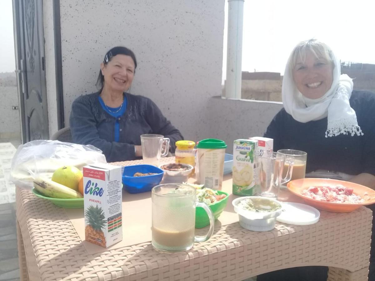 Kafret el-Gabal Toman Pyramids Hotel מראה חיצוני תמונה