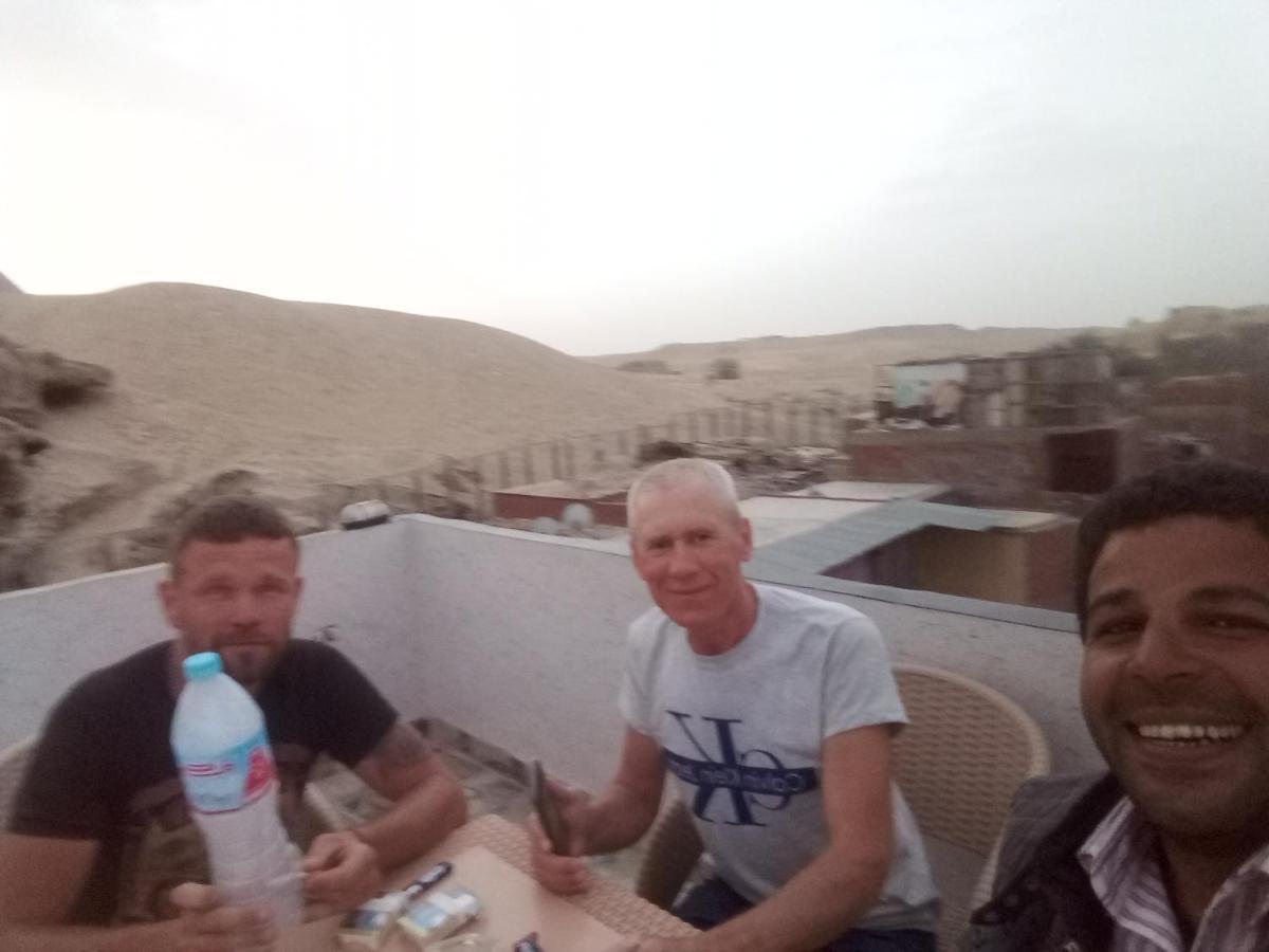 Kafret el-Gabal Toman Pyramids Hotel מראה חיצוני תמונה